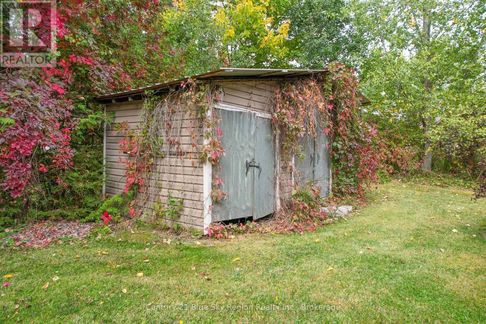 200 Memorial Drive E, Powassan, Ontario  P0H 1Z0 - Photo 46 - X12420760