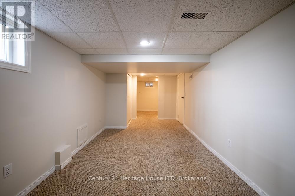 68 Wallace Avenue S, Welland, Ontario  L3B 1R5 - Photo 25 - X12420763