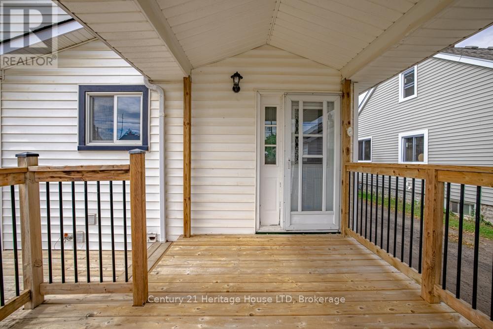 68 Wallace Avenue S, Welland, Ontario  L3B 1R5 - Photo 31 - X12420763
