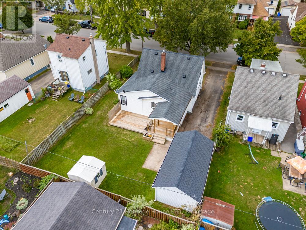 68 Wallace Avenue S, Welland, Ontario  L3B 1R5 - Photo 39 - X12420763