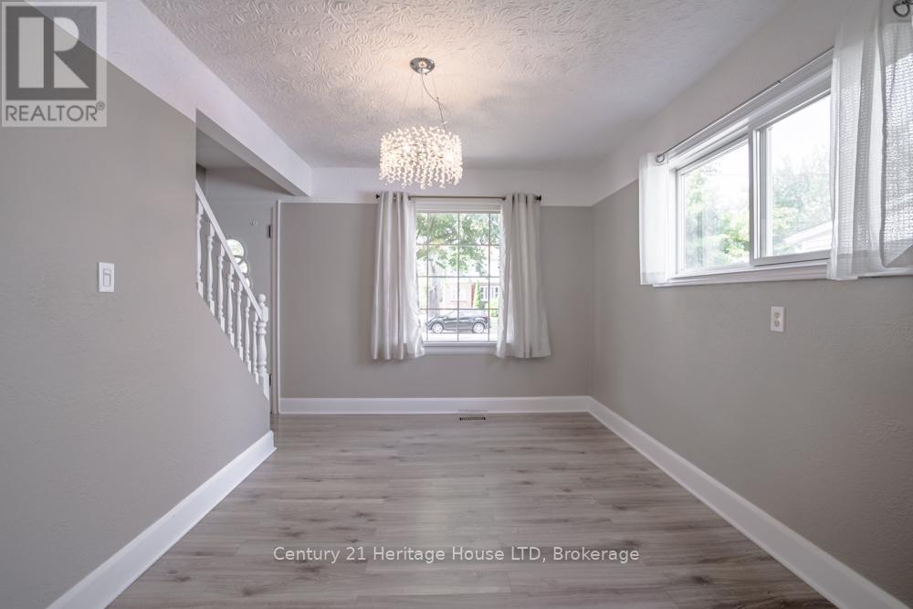 68 Wallace Avenue S, Welland, Ontario  L3B 1R5 - Photo 8 - X12420763