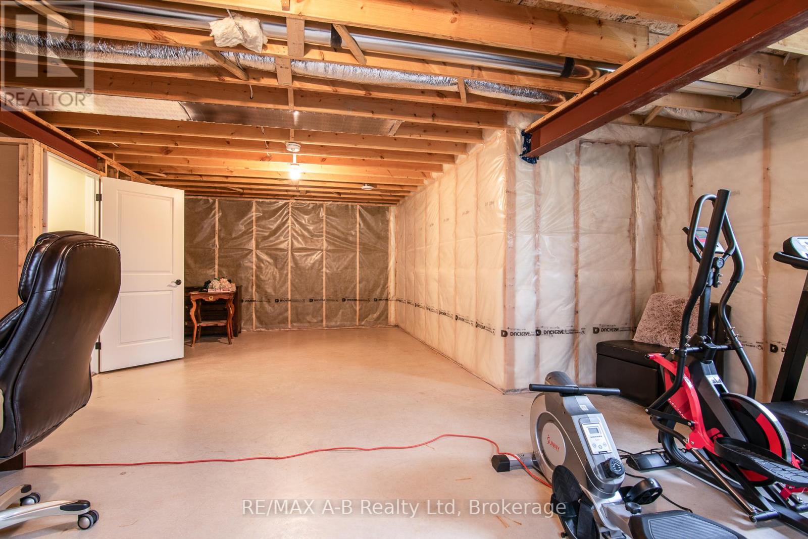 172 Hooper Street, St. Marys, Ontario  N4X 0C1 - Photo 39 - X12420765