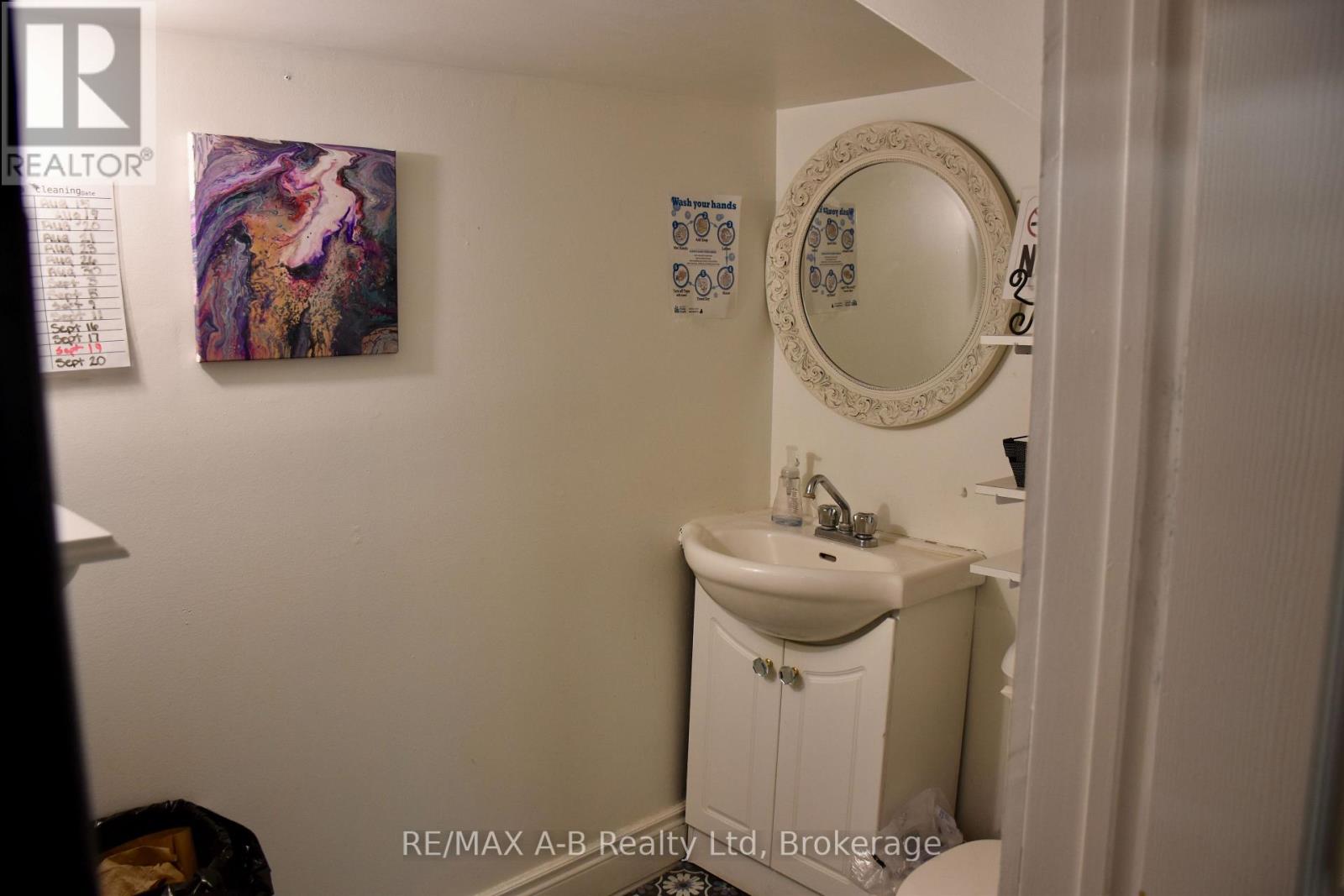 167 Queen Street E, St. Marys, Ontario  N4X 1C5 - Photo 13 - X12420769
