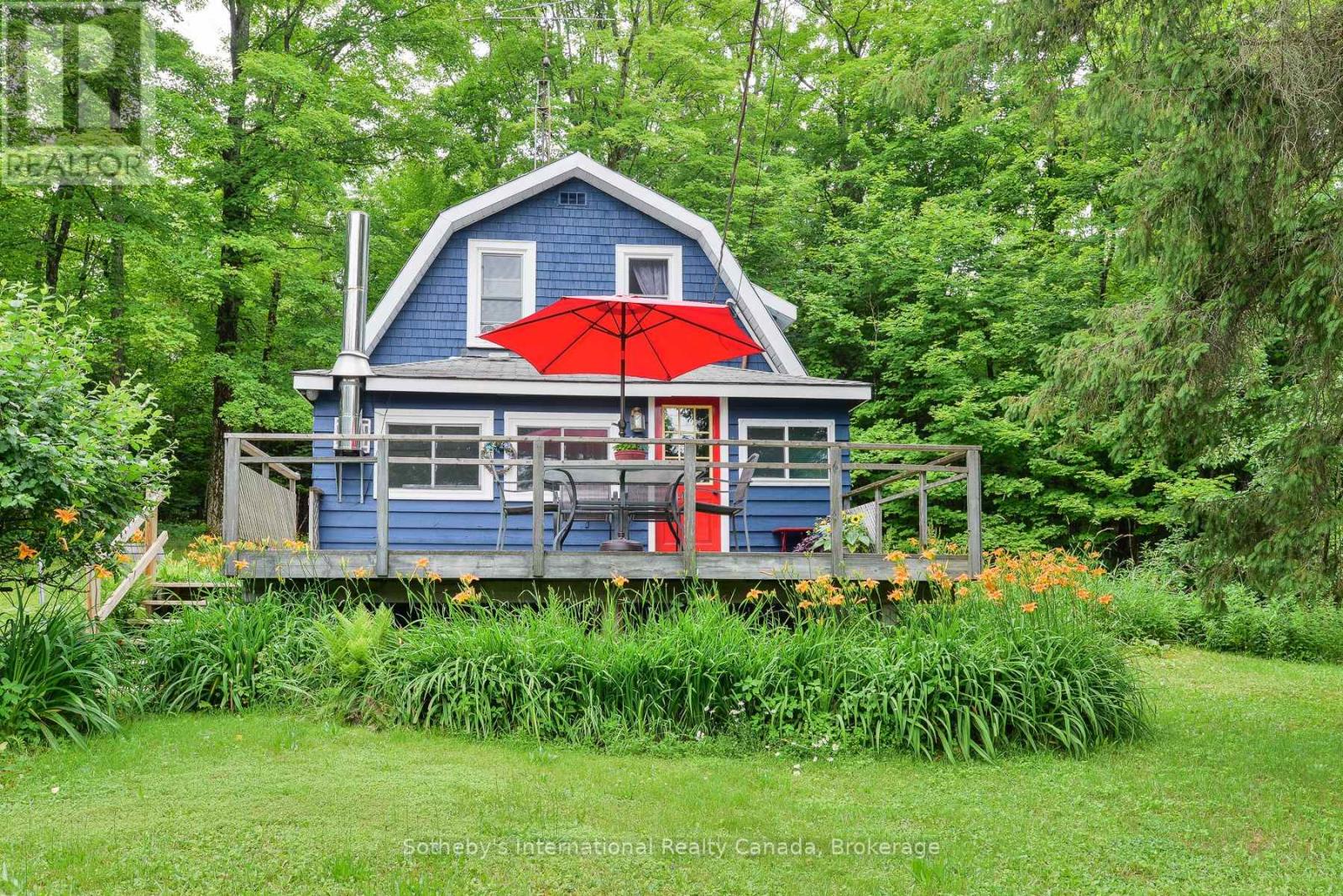 1079 Hewlitt Road, Muskoka Lakes, Ontario  P1L 1X4 - Photo 3 - X12420792