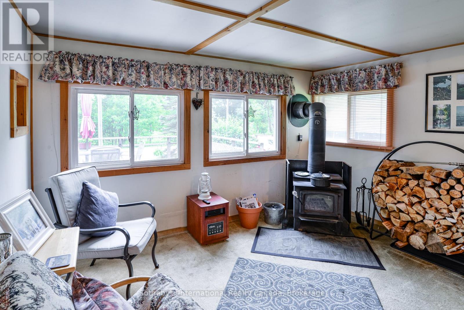 1079 Hewlitt Road, Muskoka Lakes, Ontario  P1L 1X4 - Photo 8 - X12420792