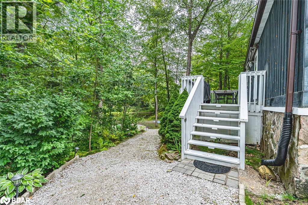 7498 Island Crescent, Ramara, Ontario  L0K 2B0 - Photo 10 - 40772676