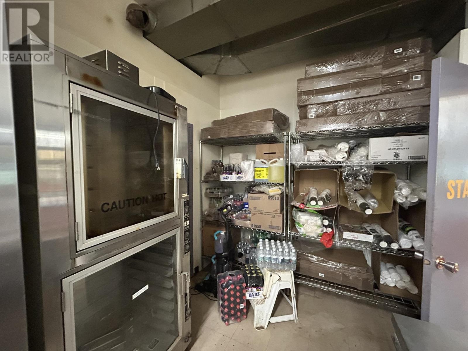 724 Mackenzie East Ave, Atikokan, Ontario  P0T 1C0 - Photo 4 - TB253005