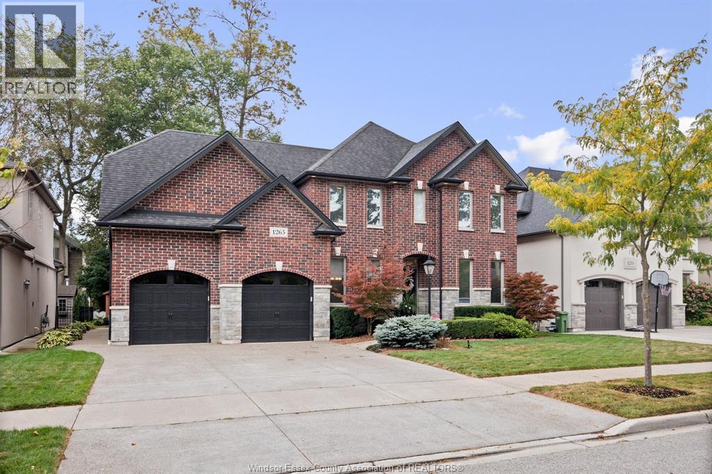 MLS# 25024188: 1265 MAPLE, LaSalle, Canada
