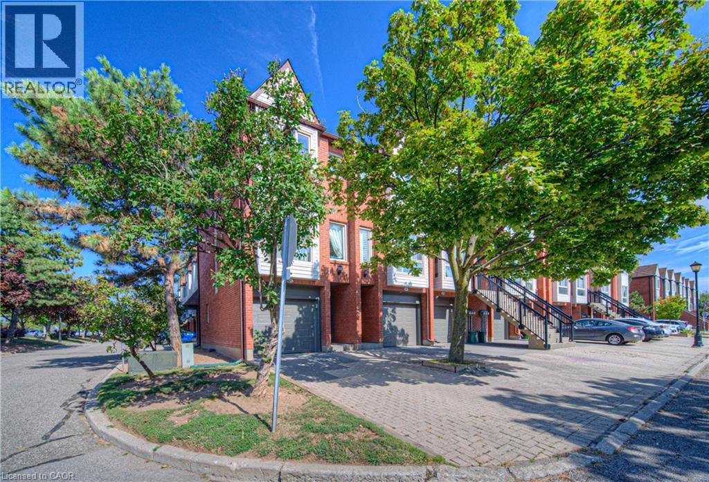 895 MAPLE Avenue Unit# 502, Burlington, Ontario