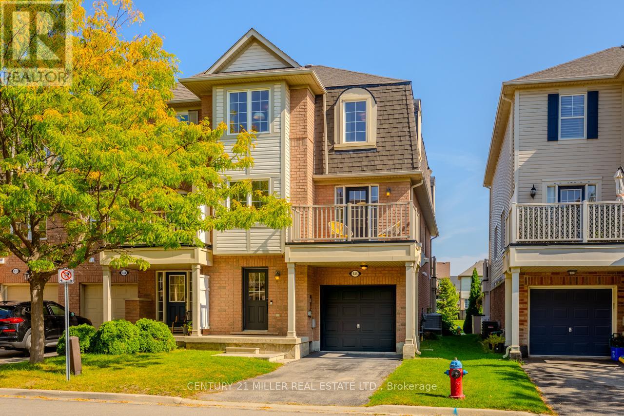 935 Deverell Place, Milton, Ontario  L9T 0M3 - Photo 2 - W12420707