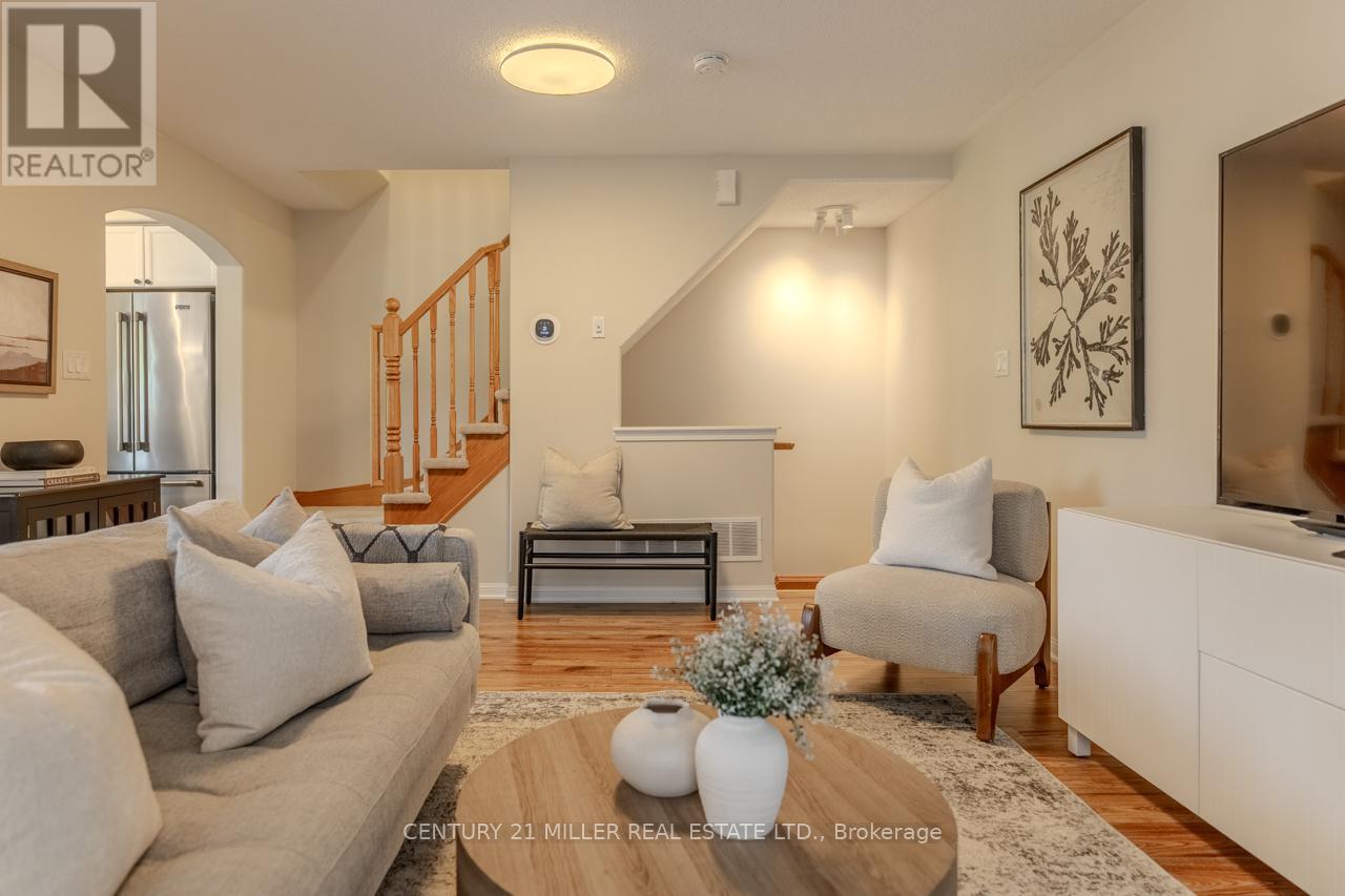 935 Deverell Place, Milton, Ontario  L9T 0M3 - Photo 5 - W12420707