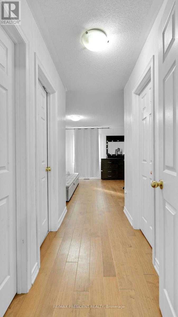 17 Frenchpark Circle, Brampton, Ontario  L6X 0Y6 - Photo 22 - W12420720