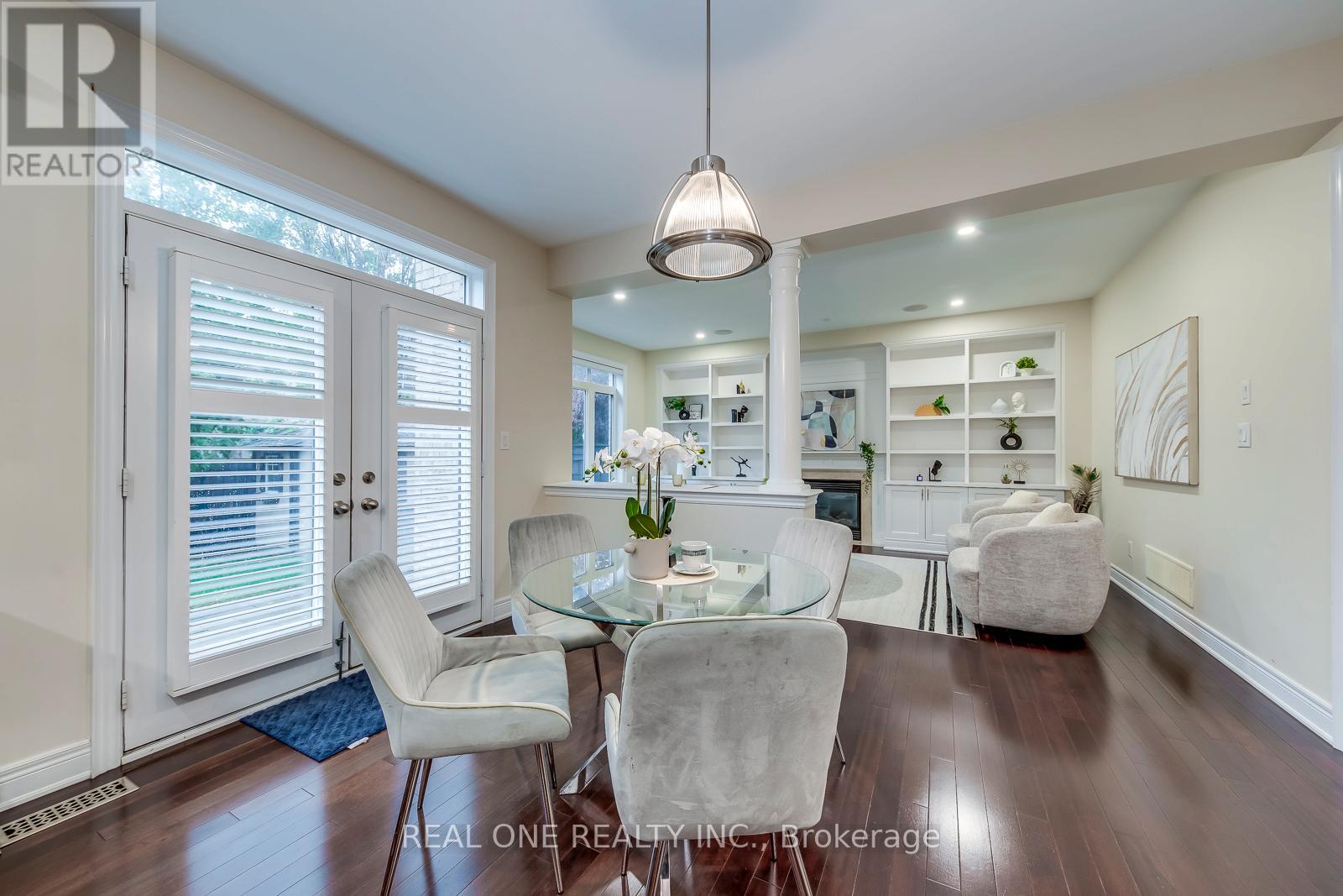 2336 Thruxton Drive, Oakville, Ontario  L6H 0C5 - Photo 18 - W12420725