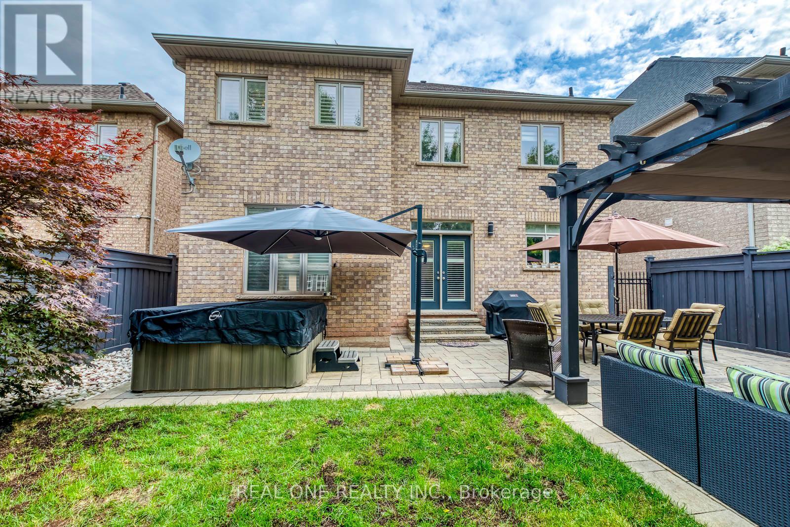 2336 Thruxton Drive, Oakville, Ontario  L6H 0C5 - Photo 47 - W12420725