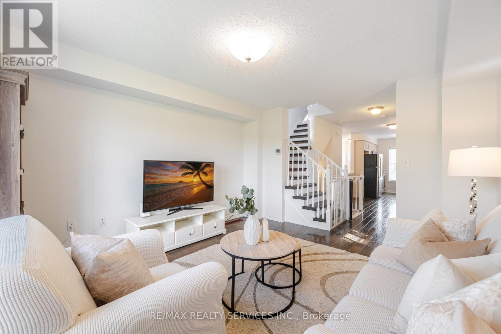 60 Soldier Street, Brampton, Ontario  L7A 4B7 - Photo 14 - W12420734