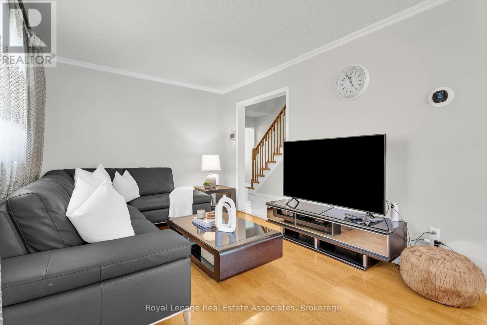2543 Scarth Court, Mississauga, Ontario  L5M 5L2 - Photo 7 - W12420745