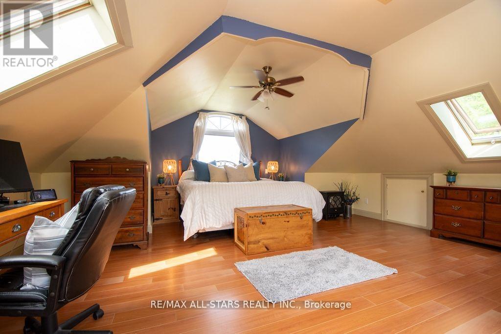 4784 Regional Road 57, Kawartha Lakes (Manvers), Ontario  L0B 1K0 - Photo 28 - X12420773