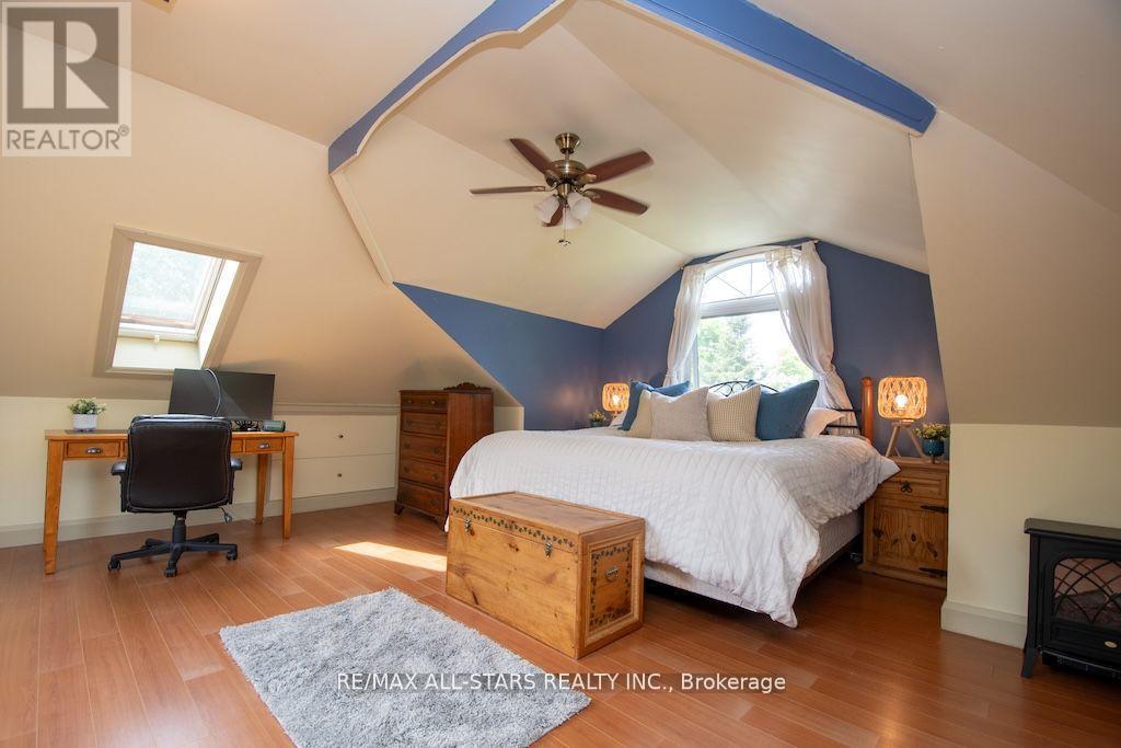4784 Regional Road 57, Kawartha Lakes (Manvers), Ontario  L0B 1K0 - Photo 29 - X12420773