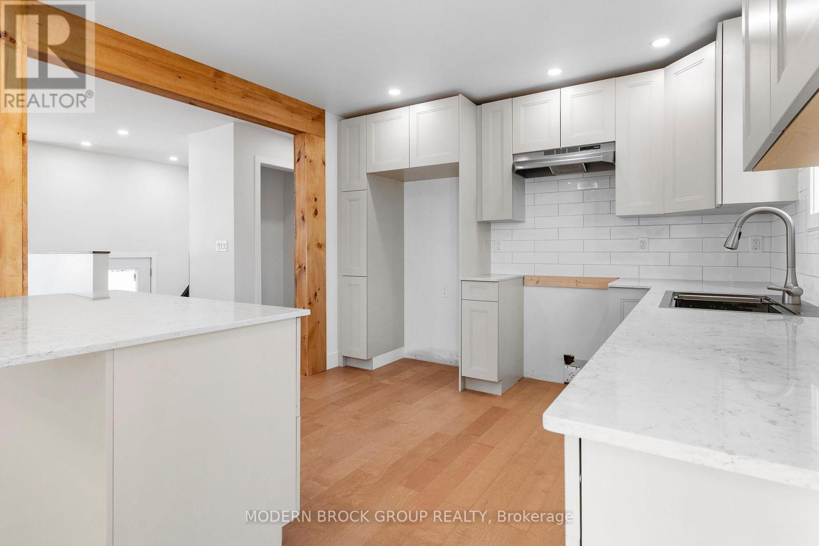 744 Comstock Crescent, Brockville, Ontario  K6V 6E1 - Photo 18 - X12420813