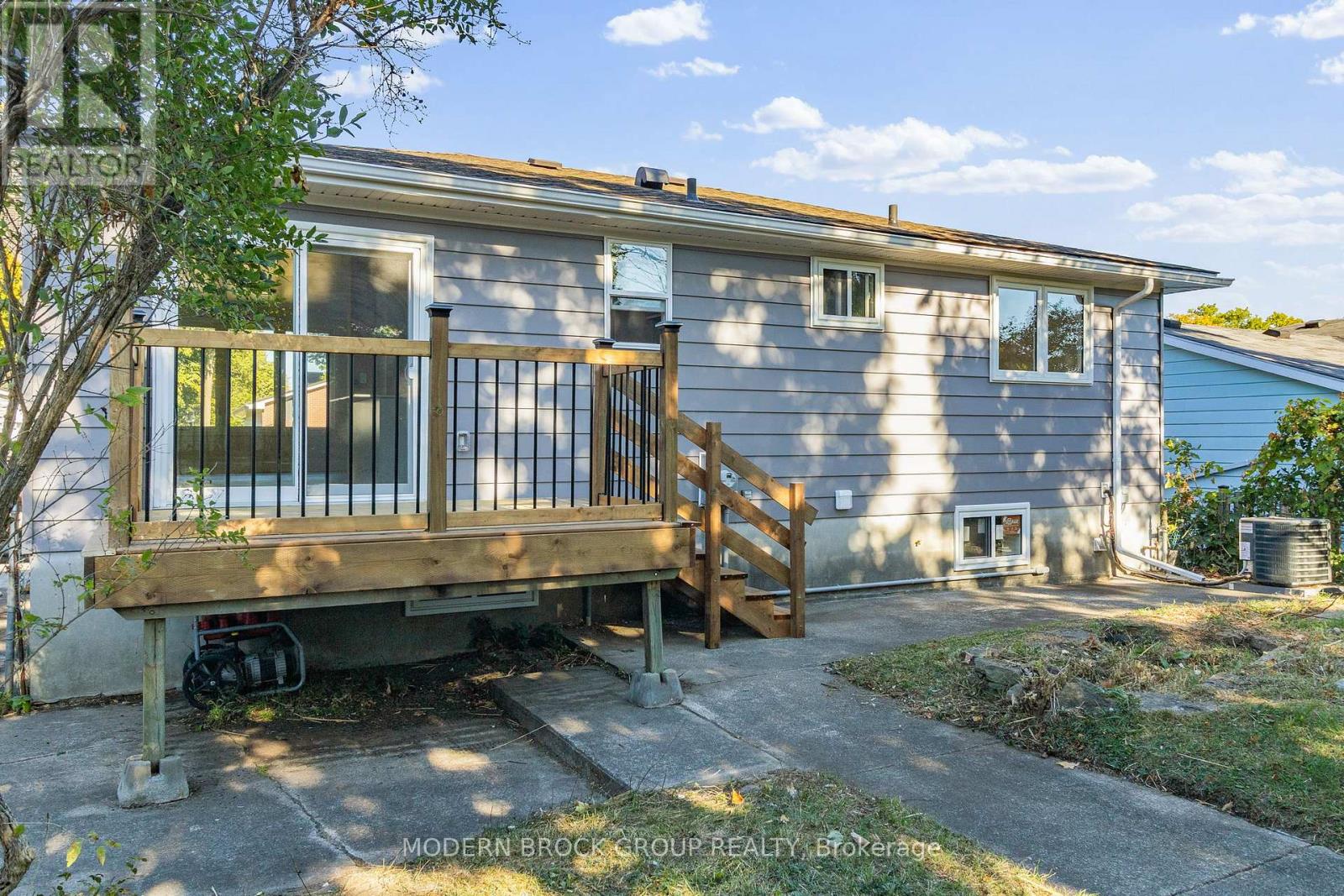 744 Comstock Crescent, Brockville, Ontario  K6V 6E1 - Photo 41 - X12420813
