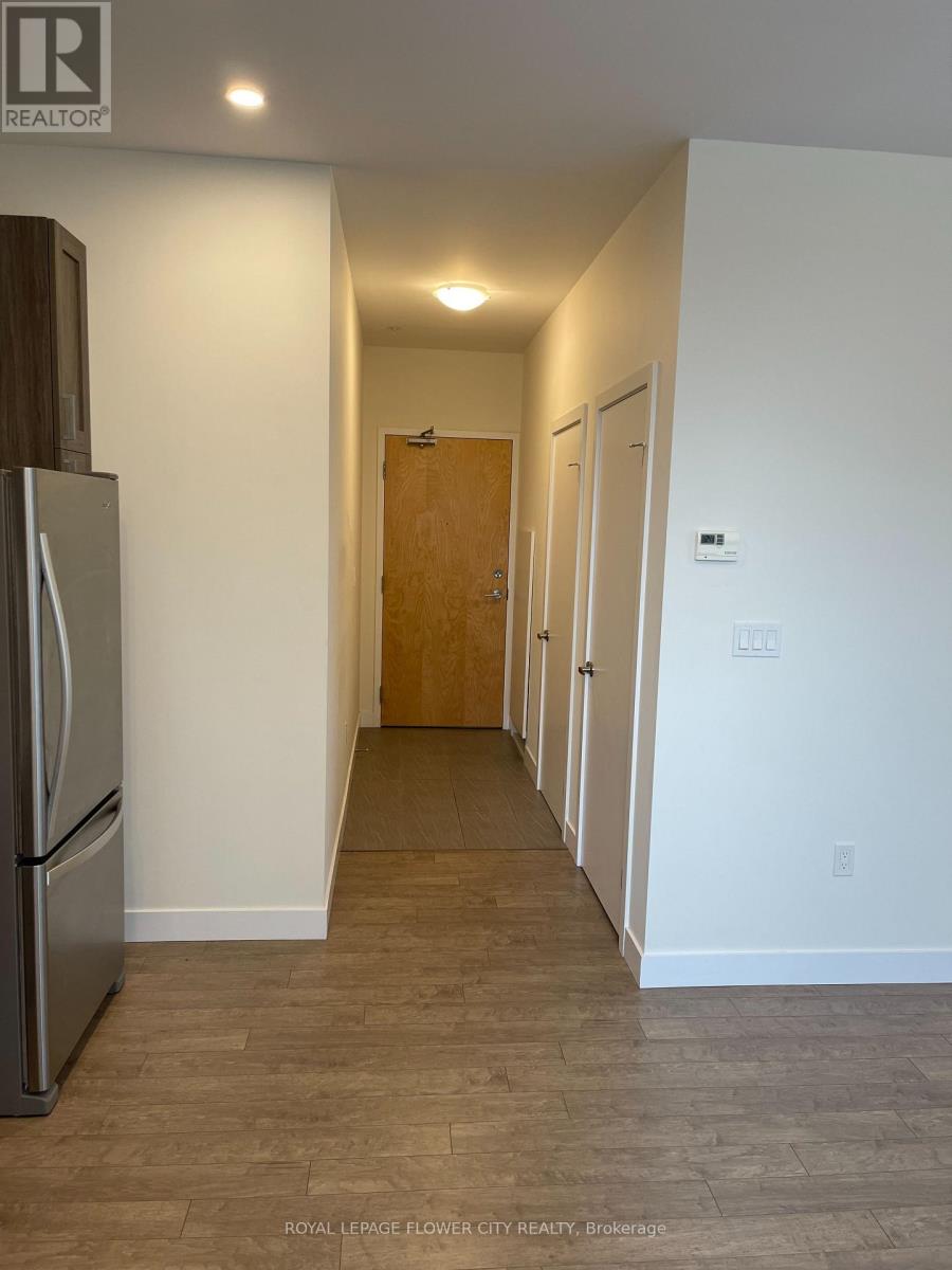 1403 - 100 Garment Street, Kitchener, Ontario  N2G 0C3 - Photo 5 - X12420735