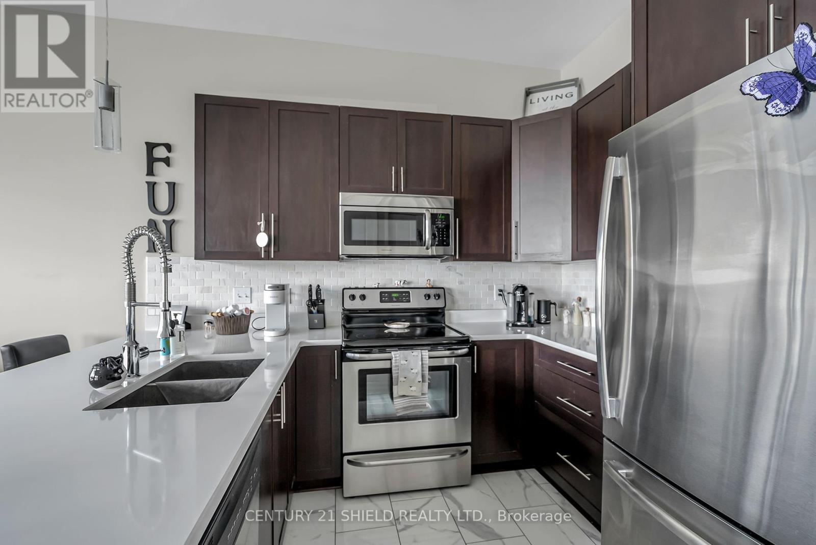 312 - 703 Cotton Mill Street, Cornwall, Ontario  K6H 0E7 - Photo 6 - X12420850