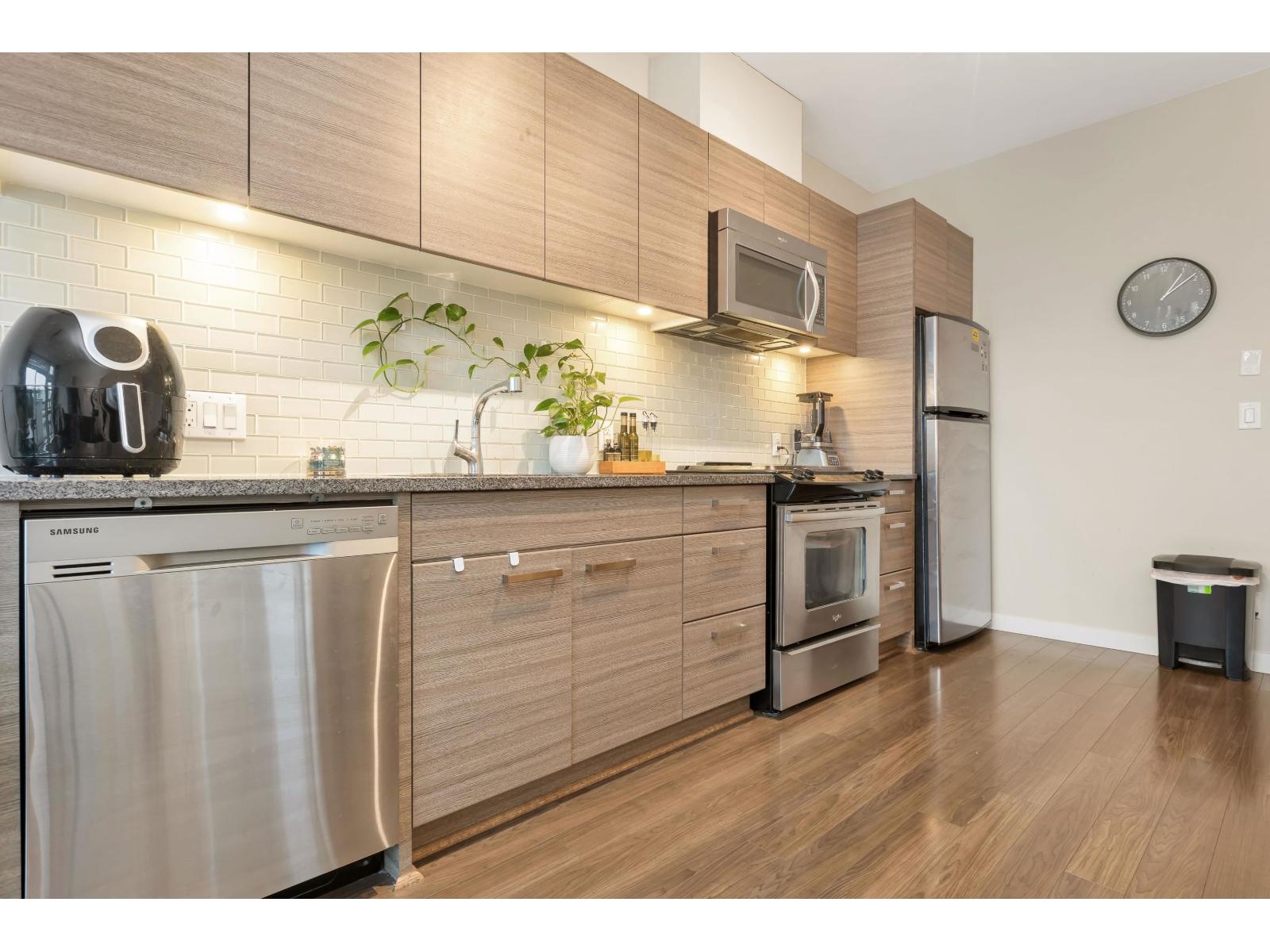 420 13228 Old Yale Road, Surrey, British Columbia  V3T 0K3 - Photo 13 - R3050827