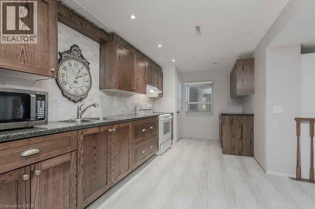 196 Dundas Street E, Waterdown, Ontario  L0R 2H0 - Photo 38 - 40770157