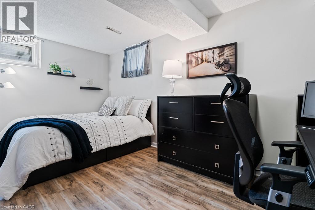 196 Dundas Street E, Waterdown, Ontario  L0R 2H0 - Photo 41 - 40770157