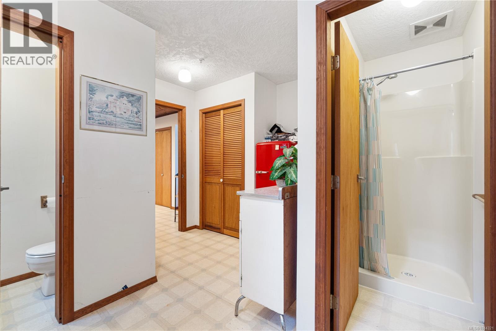 Property at 4 Pirates Lane image 1