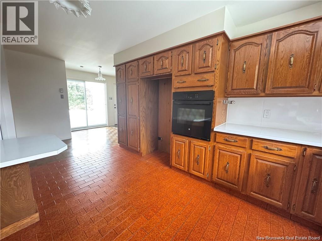 10 Beaulieu Street, Saint-Quentin, New Brunswick  E8A 1A9 - Photo 13 - NB127236