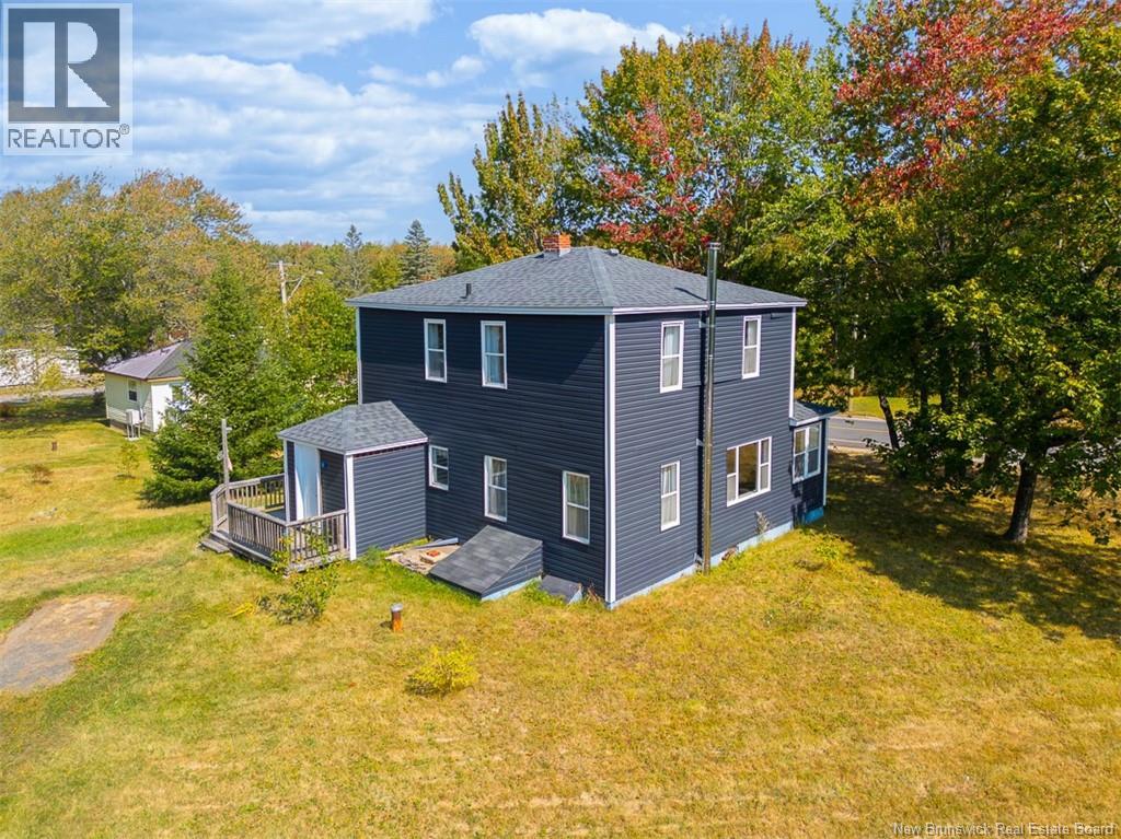 8 Centennial Drive, Minto, New Brunswick
