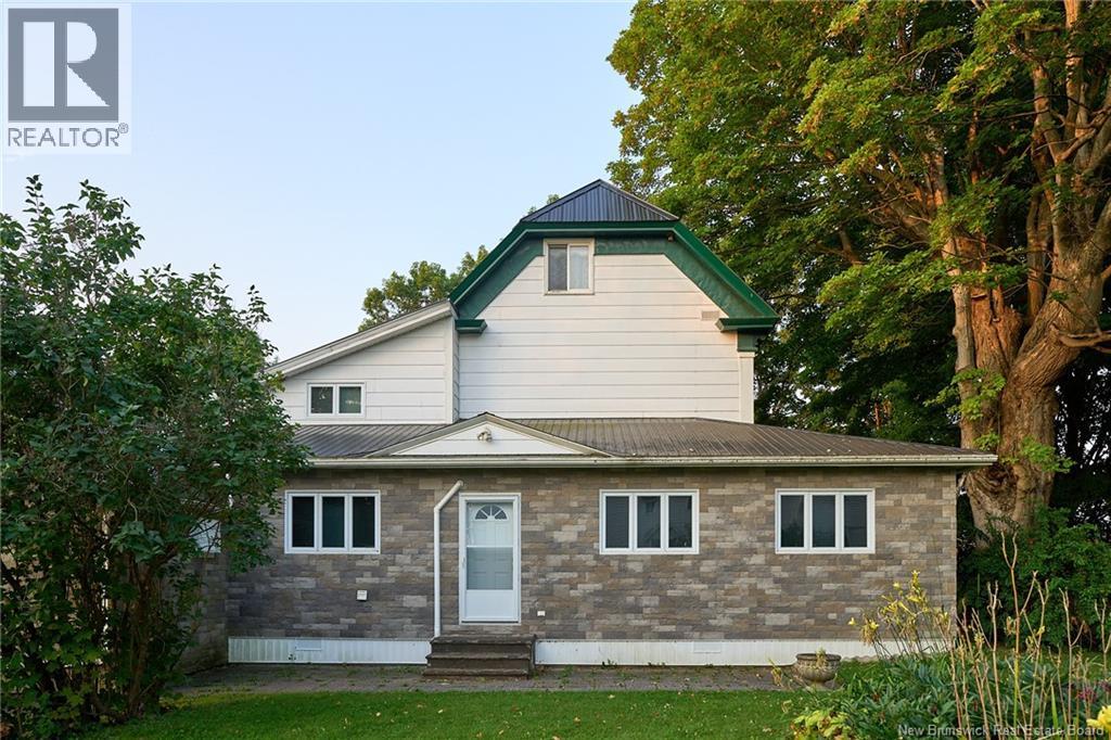 113 Regent Street, Woodstock, New Brunswick  E7M 5Z6 - Photo 9 - NB126531