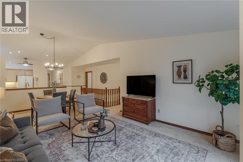 19 Hanlon Place Unit# 36, Paris, Ontario  N3L 4E8 - Photo 17 - 40772056