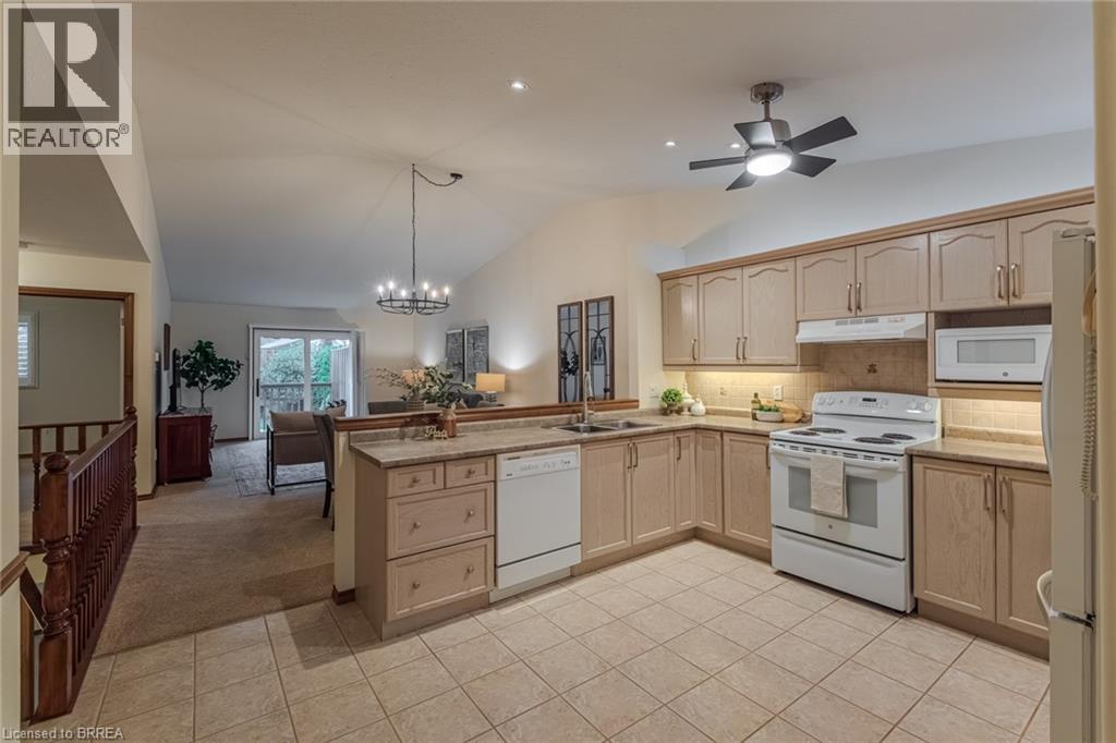 19 Hanlon Place Unit# 36, Paris, Ontario  N3L 4E8 - Photo 8 - 40772056