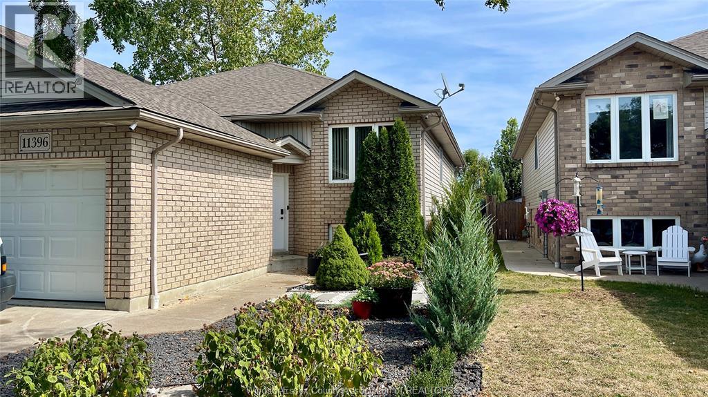 MLS# 25024197: 11396 Timber Bay CRESCENT Unit# LOWER, Windsor, Canada
