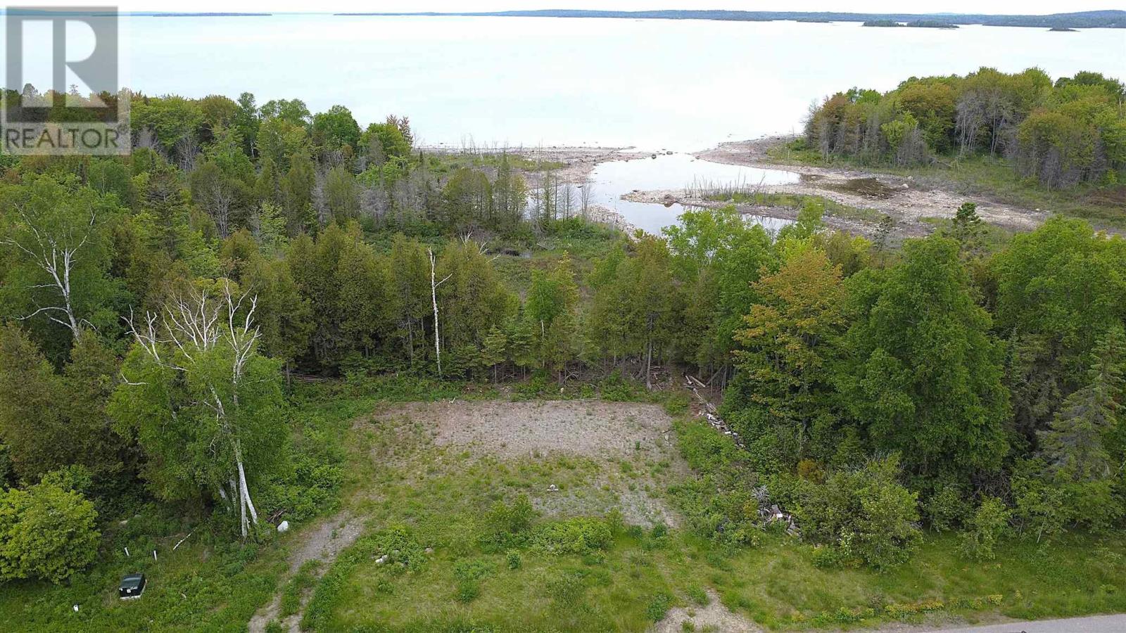 56 Lighthouse Point, Thessalon, Ontario  P0R 1L0 - Photo 2 - SM251548
