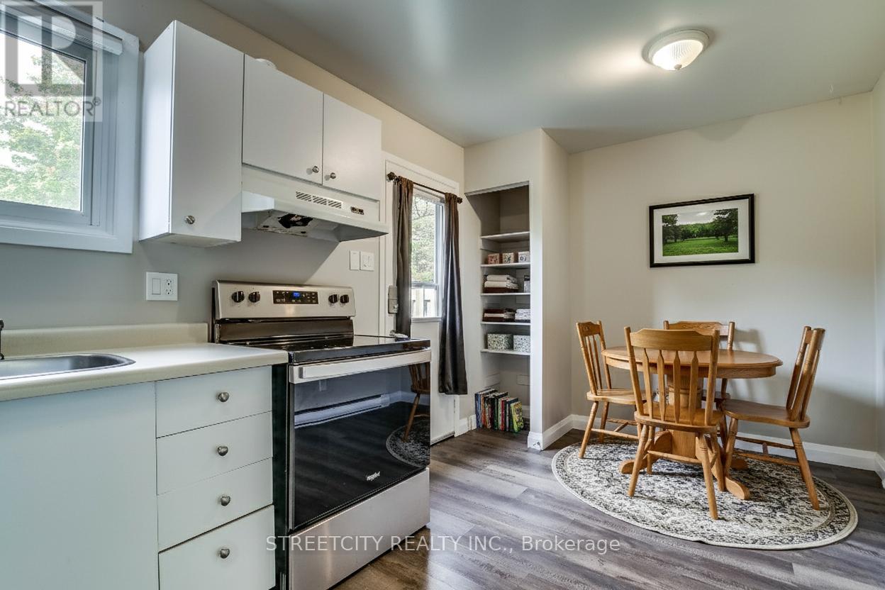 55 - 475 Sandringham Crescent, London South, Ontario  N6C 5B9 - Photo 12 - X12420885