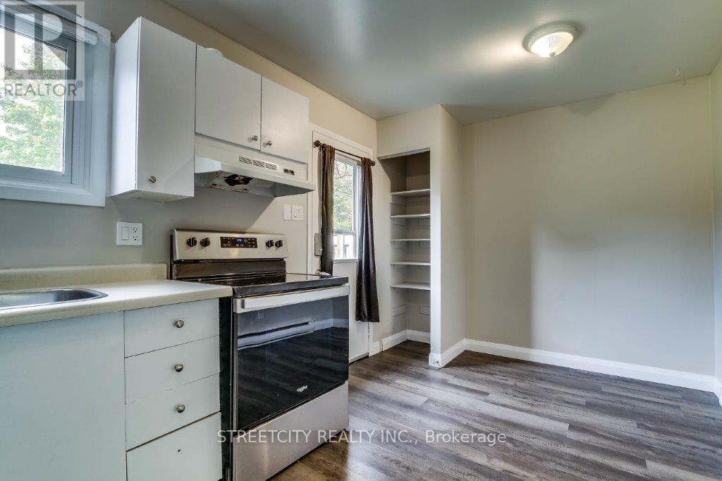 55 - 475 Sandringham Crescent, London South, Ontario  N6C 5B9 - Photo 11 - X12420885