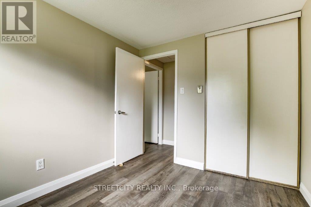 55 - 475 Sandringham Crescent, London South, Ontario  N6C 5B9 - Photo 17 - X12420885