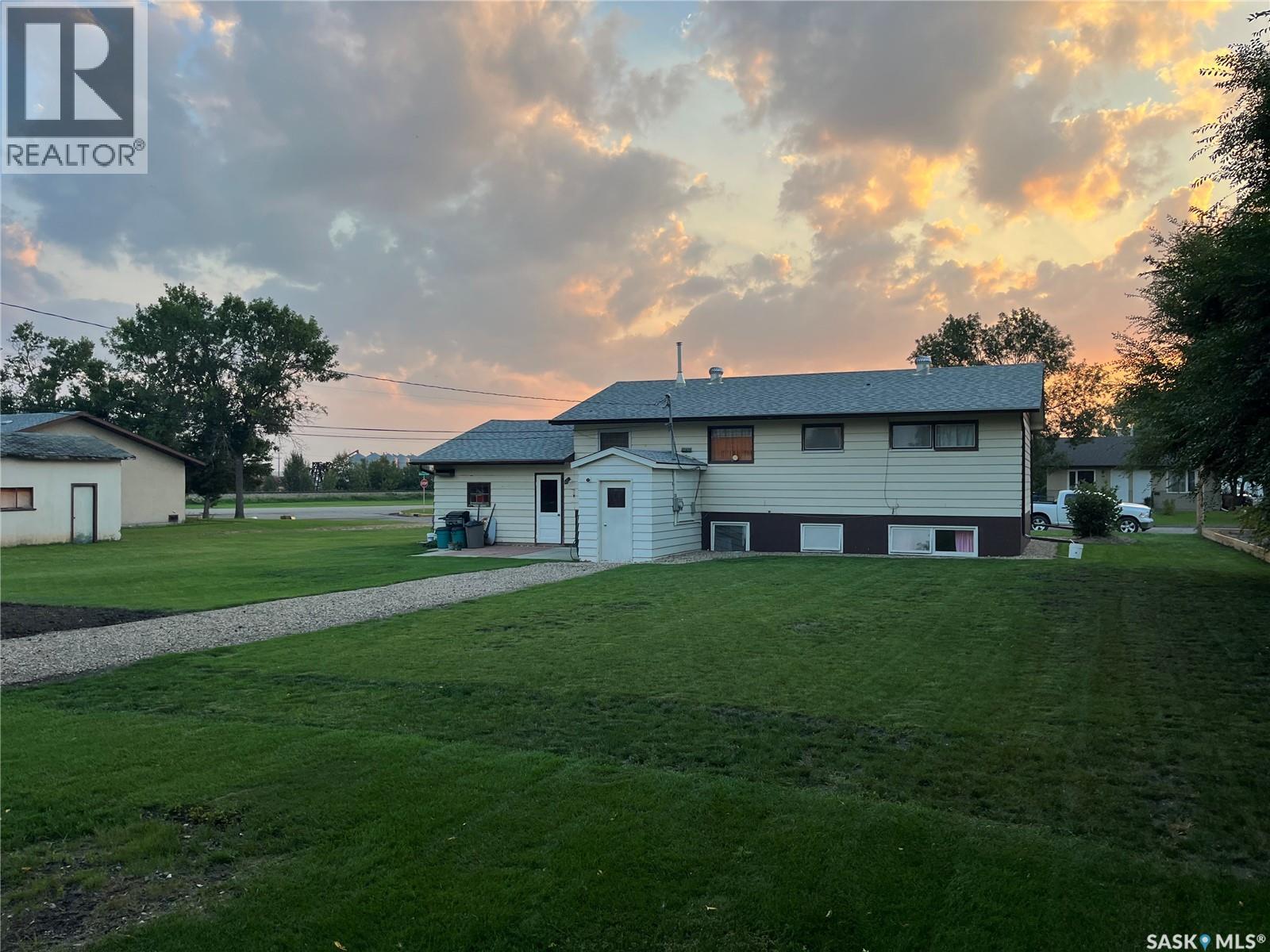 Ne 40-42 6th Street Ne, Wadena, Saskatchewan  S0A 4J0 - Photo 6 - SK018934