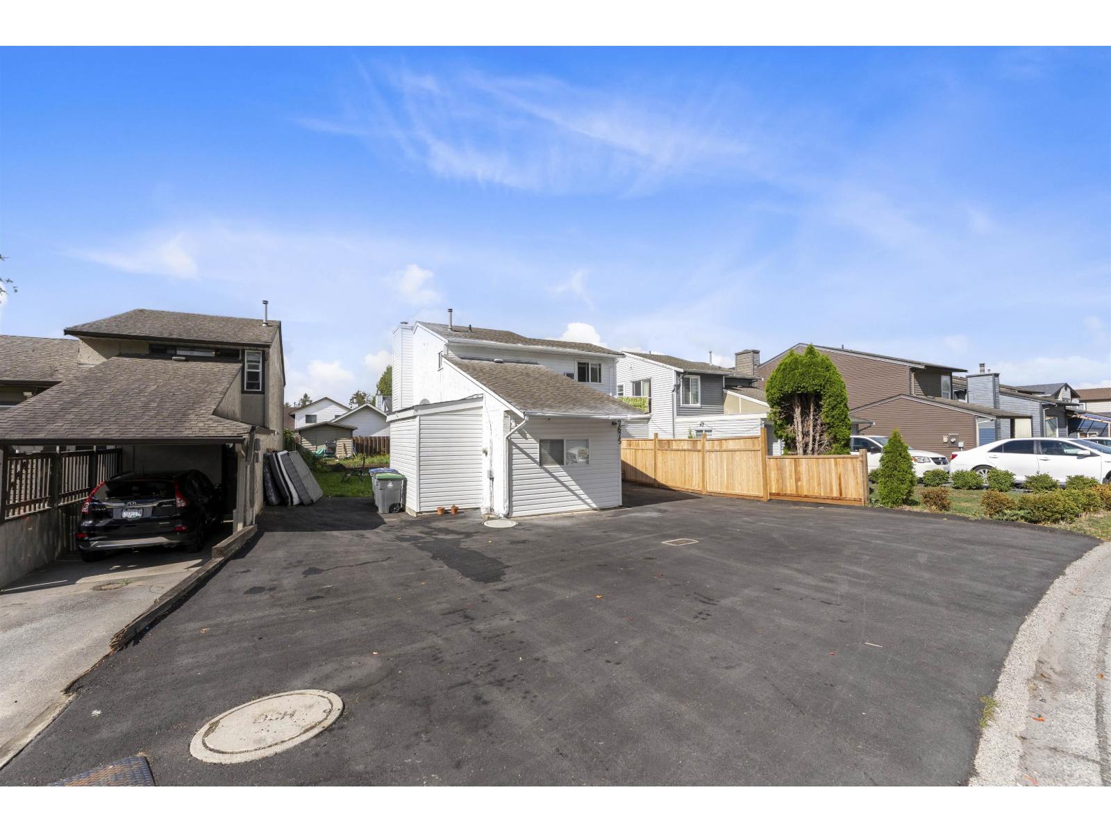 7675 125 Street, Surrey, British Columbia  V3W 7W2 - Photo 3 - R3050890