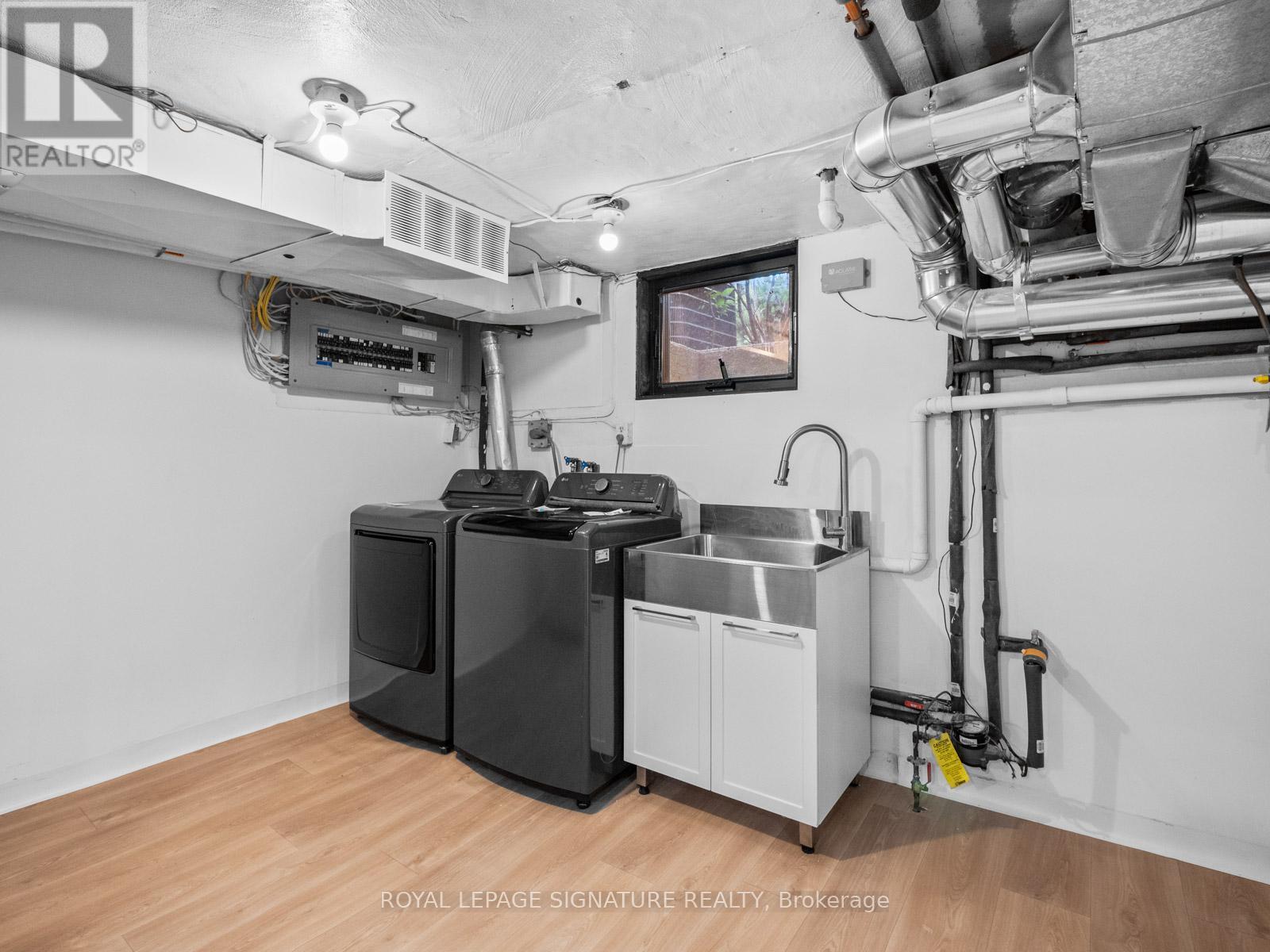 137 Cheltenham Avenue, Toronto, Ontario  M4N 1R1 - Photo 41 - C12420486