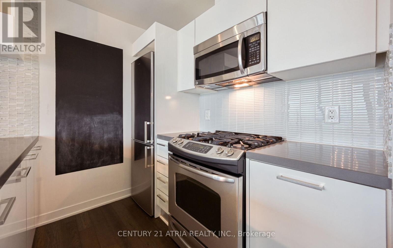 802 - 319 Carlaw Avenue, Toronto, Ontario  M4M 0A4 - Photo 17 - E12312399