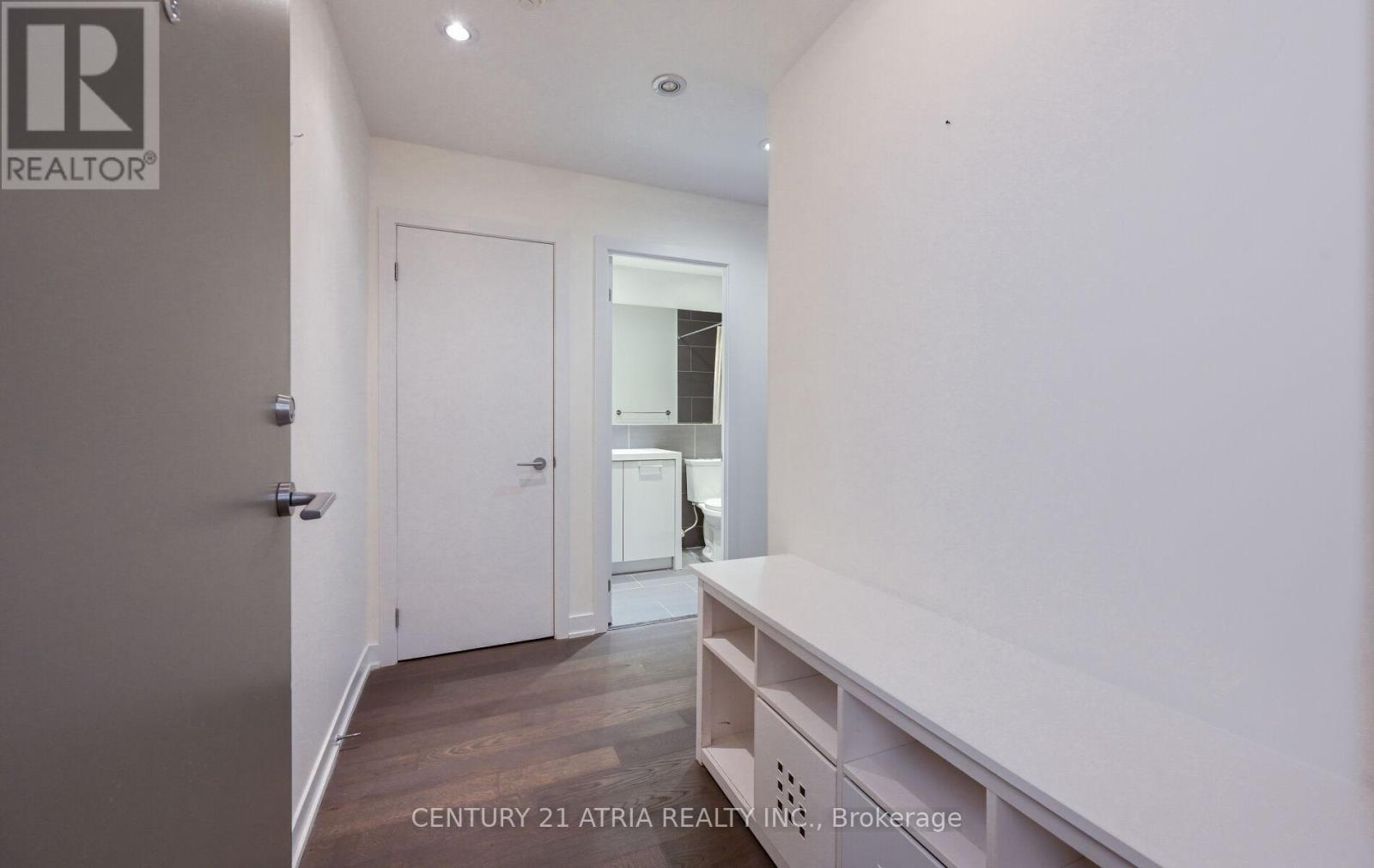 802 - 319 Carlaw Avenue, Toronto, Ontario  M4M 0A4 - Photo 6 - E12312399