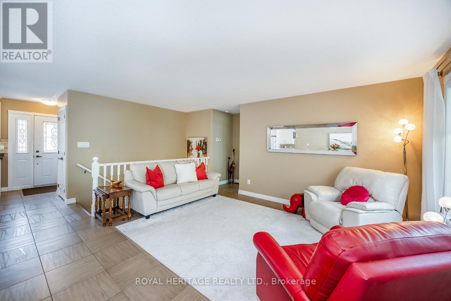 162 - 301 Carnegie Avenue, Peterborough, Ontario  K9L 0G1 - Photo 14 - X12420987