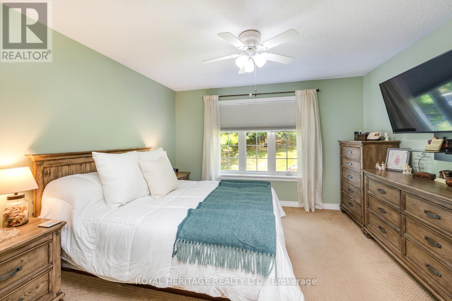 162 - 301 Carnegie Avenue, Peterborough, Ontario  K9L 0G1 - Photo 25 - X12420987
