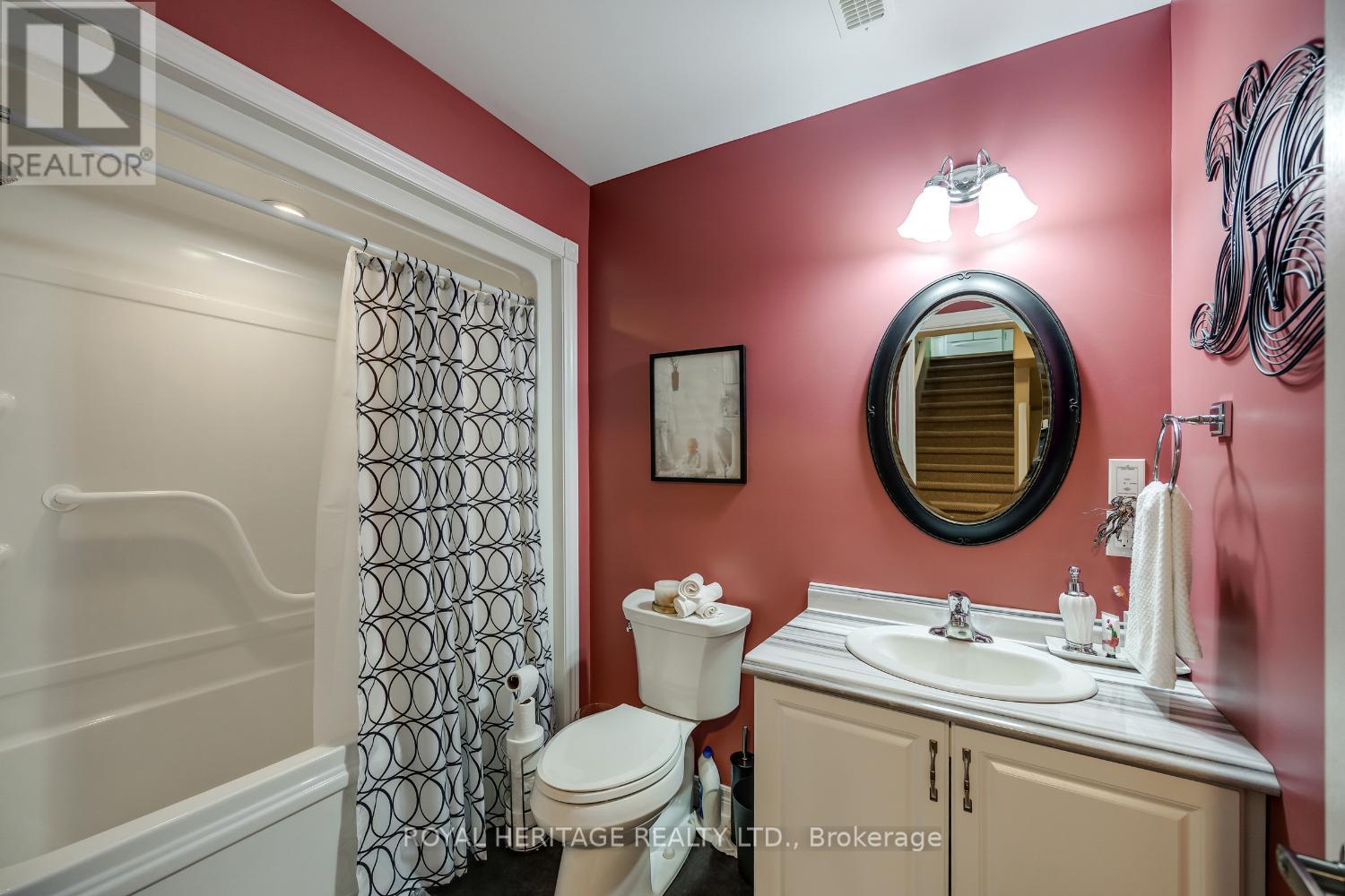 162 - 301 Carnegie Avenue, Peterborough, Ontario  K9L 0G1 - Photo 36 - X12420987