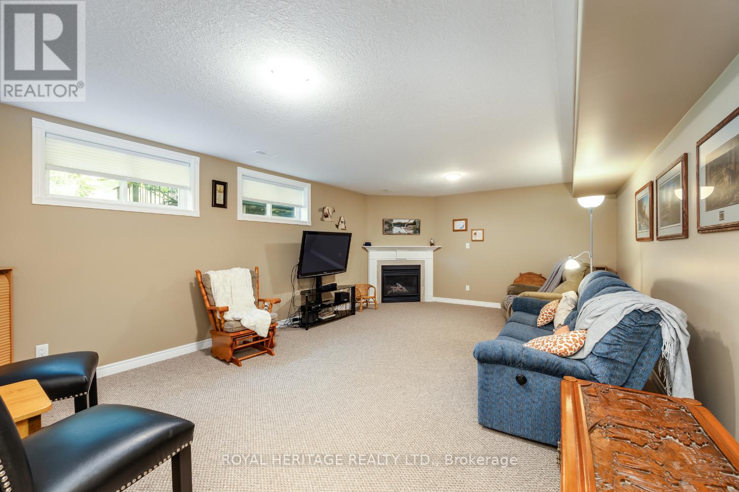 162 - 301 Carnegie Avenue, Peterborough, Ontario  K9L 0G1 - Photo 37 - X12420987