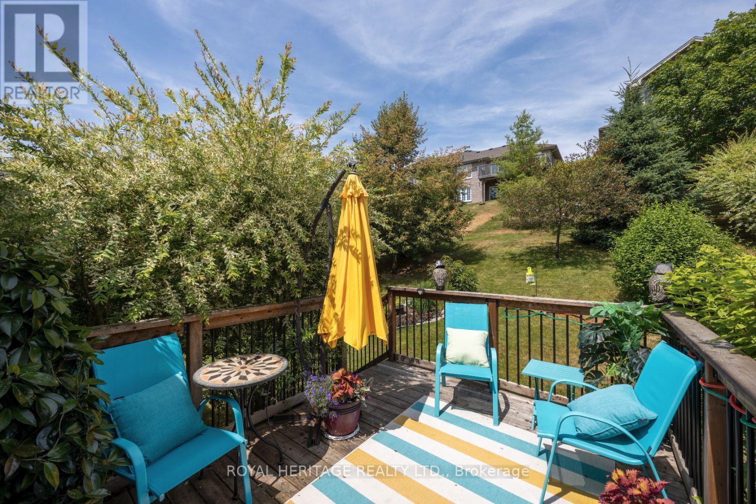 162 - 301 Carnegie Avenue, Peterborough, Ontario  K9L 0G1 - Photo 4 - X12420987